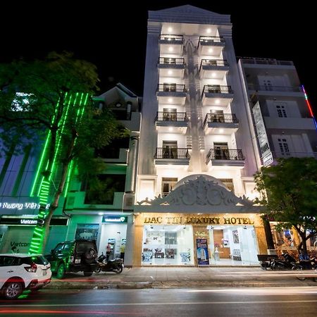 Dac Tin Luxury Hotel Туй Хоа Екстериор снимка