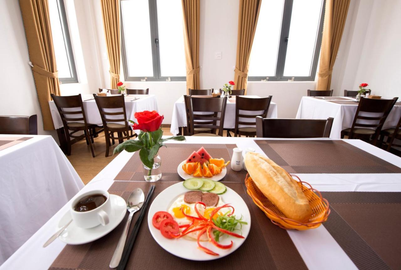 Dac Tin Luxury Hotel Туй Хоа Екстериор снимка