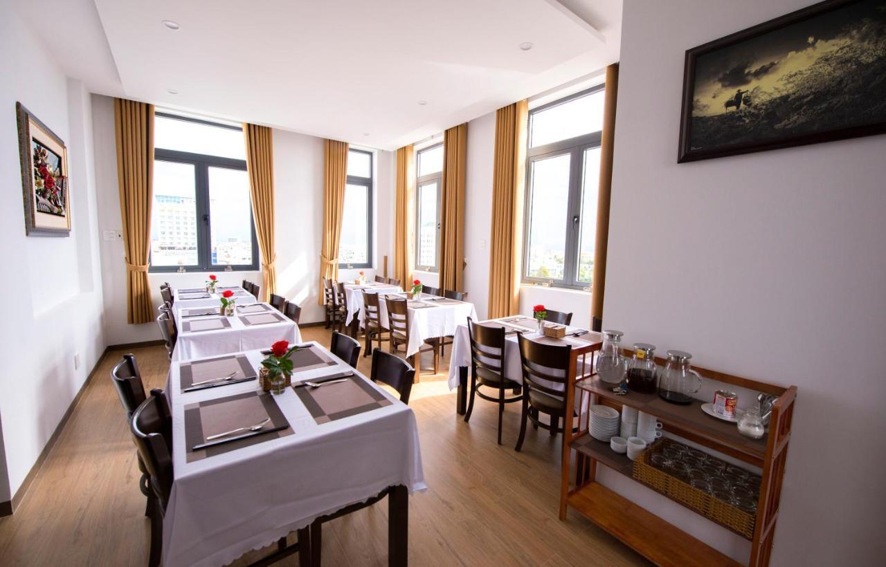 Dac Tin Luxury Hotel Туй Хоа Екстериор снимка
